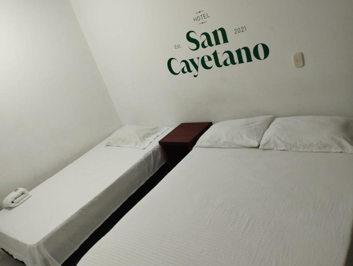 Hotel San Cayetano Ocaña Extérieur photo