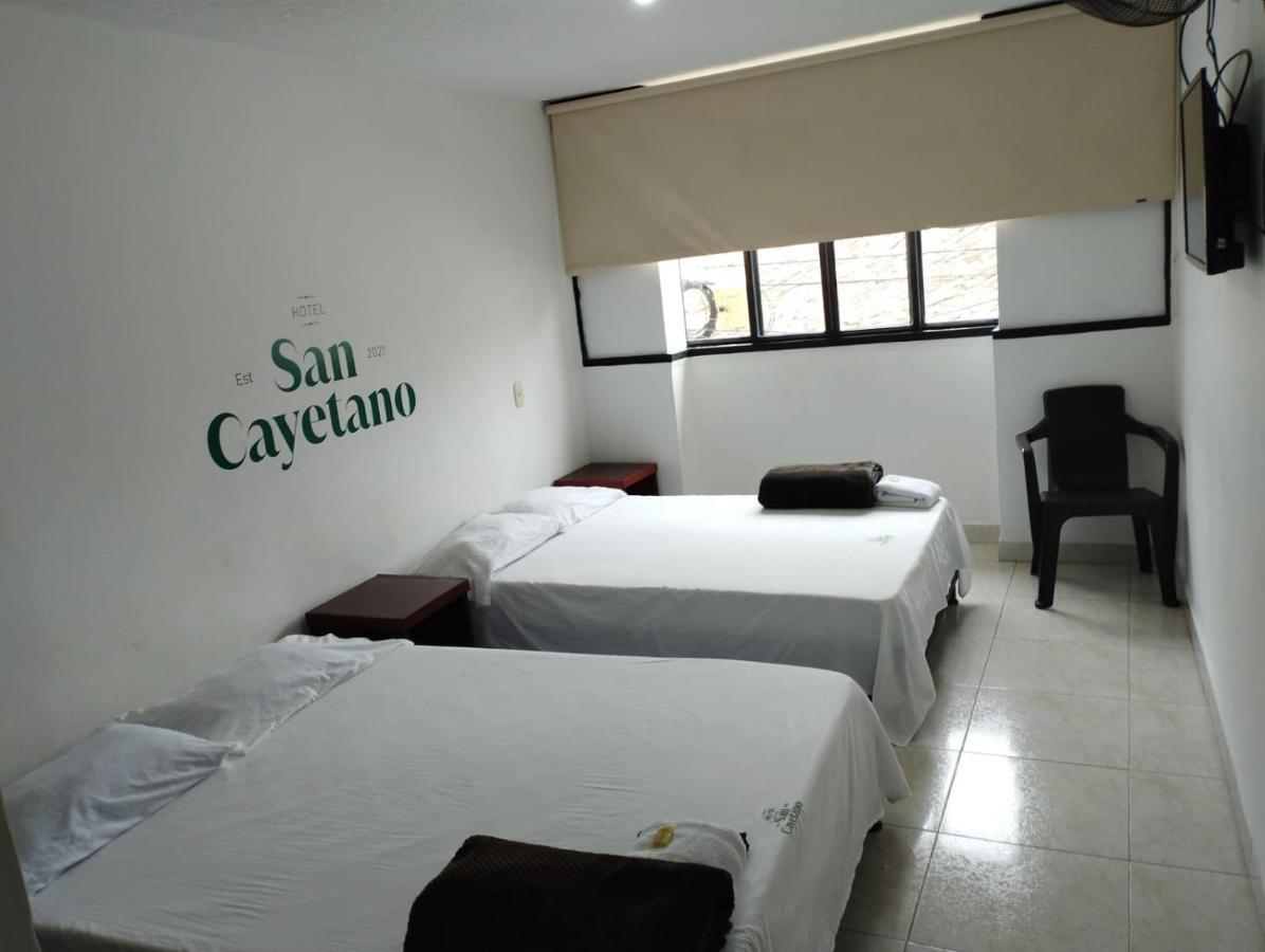 Hotel San Cayetano Ocaña Extérieur photo