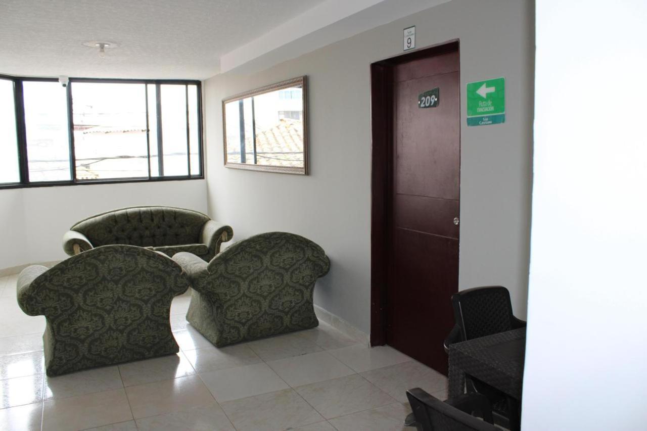 Hotel San Cayetano Ocaña Extérieur photo