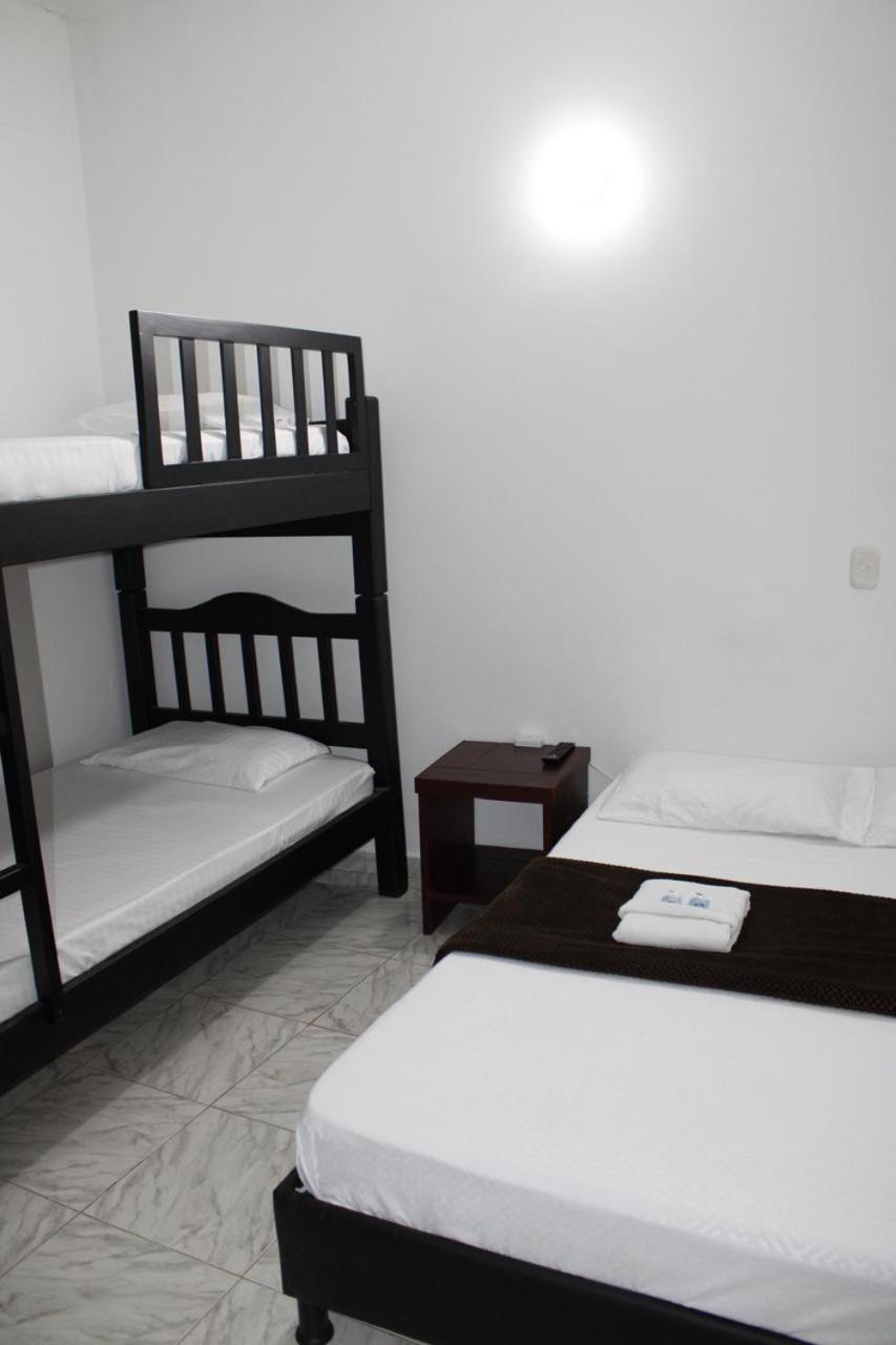 Hotel San Cayetano Ocaña Extérieur photo