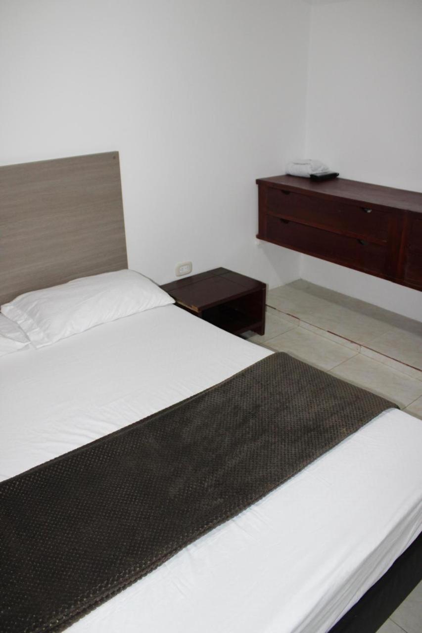 Hotel San Cayetano Ocaña Extérieur photo