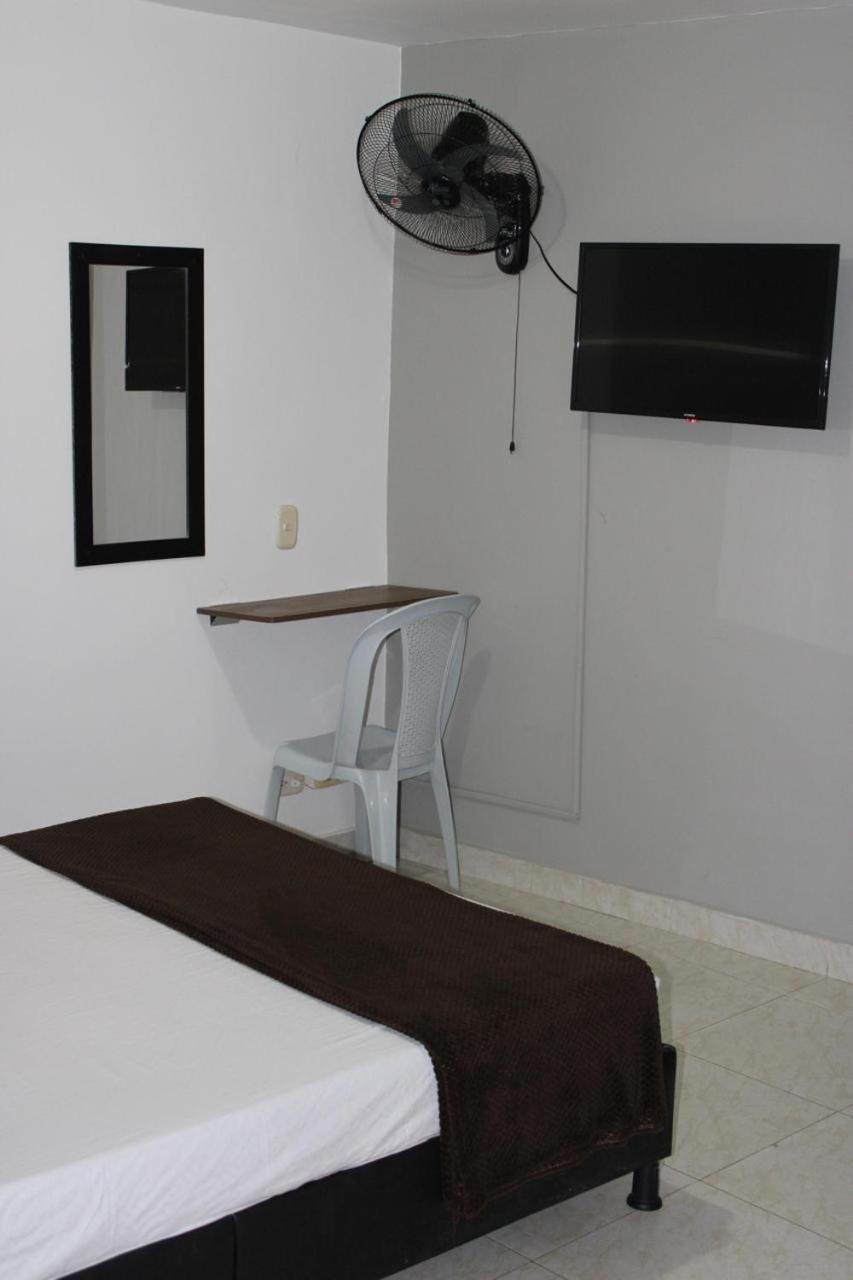 Hotel San Cayetano Ocaña Extérieur photo